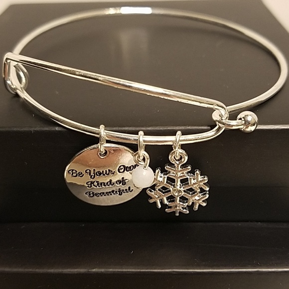 Avon Jewelry - Snowflake charm bracelet